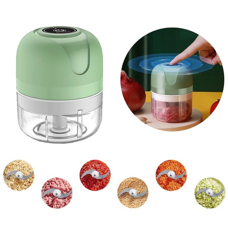 Mini Processador Elétrico de Alimentos Portátil com 3 lâminas de aço inox USB 250 ml Bivolt.