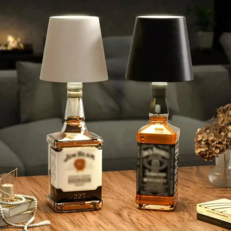 Luminária de mesa LED sem fio em formato de garrafa de vinho, com 3 cores, intensidade infinita ajustável e recarregável via USB. Ideal para mesas de jantar e para bebidas. Toque na parte superior.