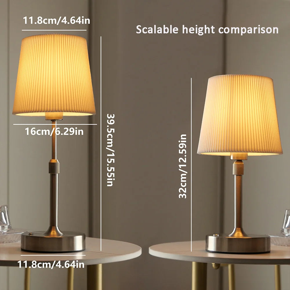 Abajur de mesa sem fio com cúpula de tecido, recarregável com interruptor de toque, lâmpada E12 substituível, luz quente de 2700K.